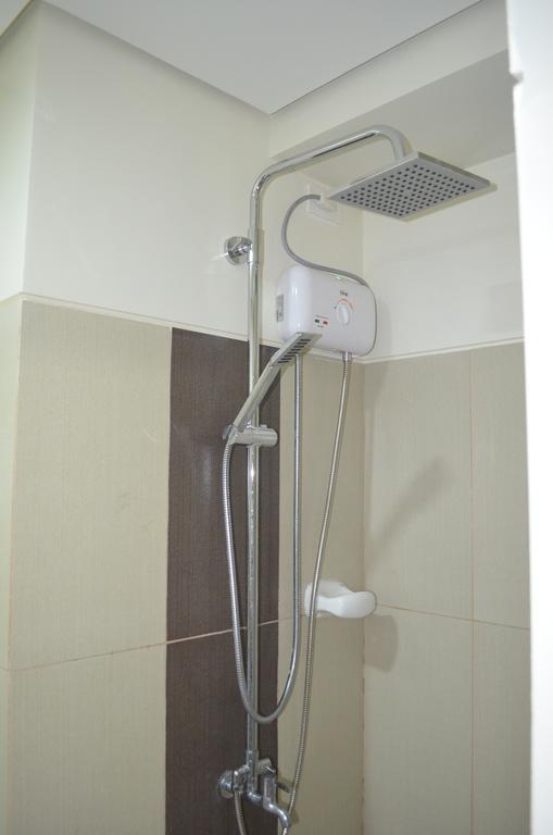 מנילה Jovic'S Condo At Breeze Residences. מראה חיצוני תמונה